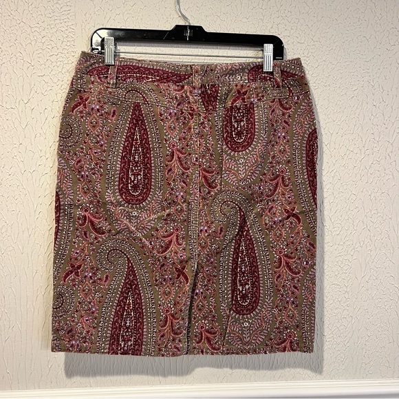 Loft Corduroy Paisley Print Skirt in Burgundy and Brown New size 8 - Picture 2 of 13